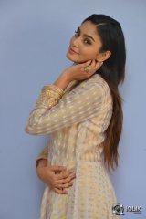 Sana Maqbool At Mama O Chandamama Movie Press Meet
